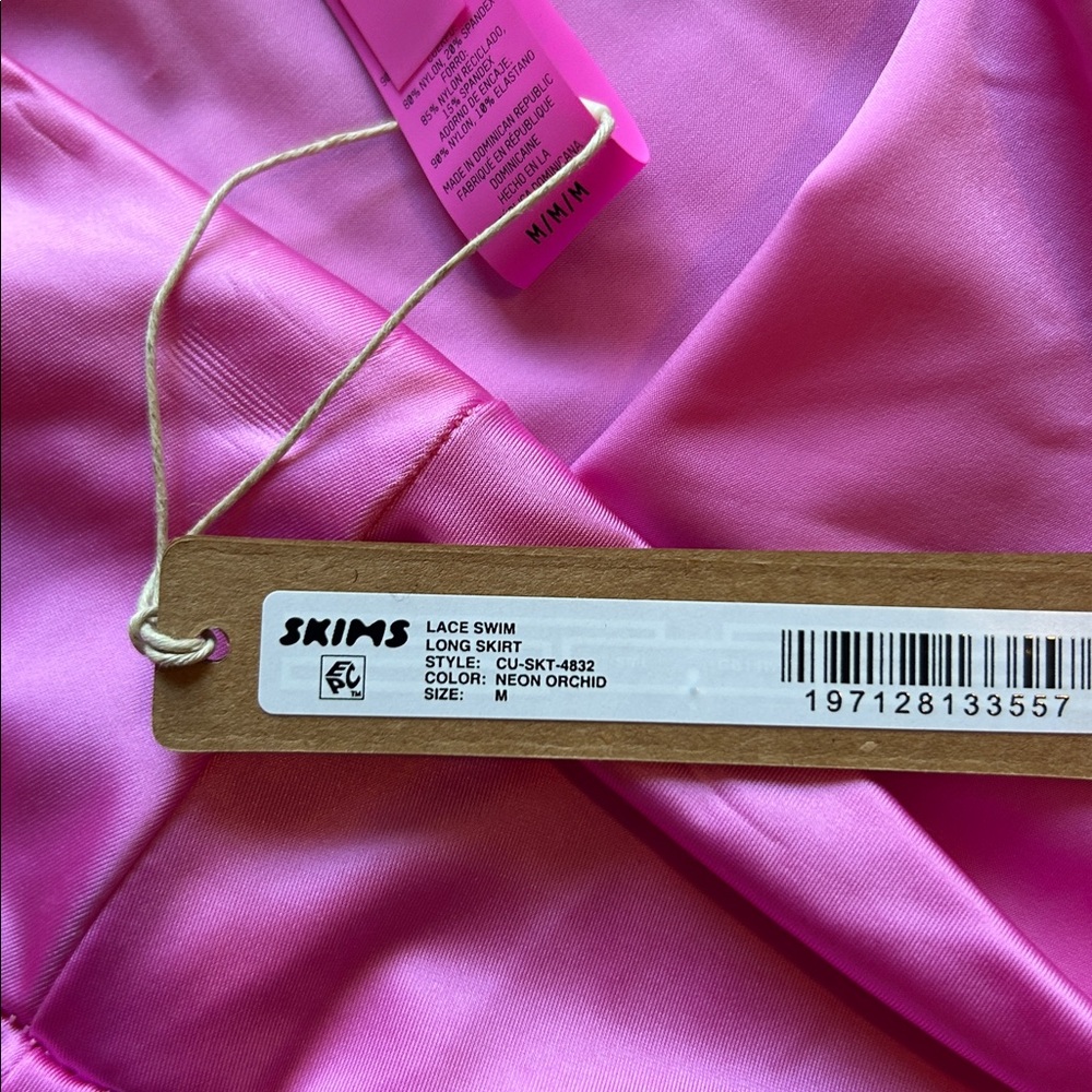 SKIMS Pink Maxi Slip Skirt with Orange Lace Side Panel - Picture 5 of 8